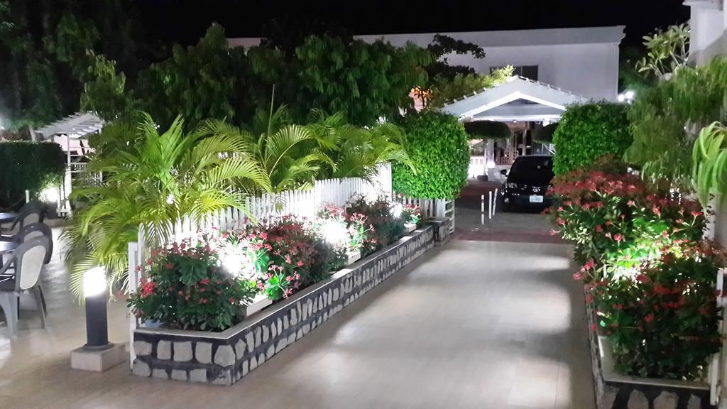 Prince Hotel Kano Quarto foto